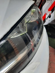Полироль-реставратор для фар 2 в 1 Turtle Wax Headlight Restorer 300 мл (5010322531682) фото от покупателей 5