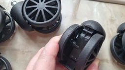 Геймерське крісло GT Racer X-8702 Black/Gray/Mint фото від покупців 3