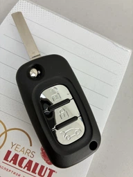Корпус ключа Renault Fluence, Megane, Scenic, Clio, Kangoo, Master, Twingo, Trafic, Laguna, Dokker, Duster, Espace, Logan, Latitude, Trucks, City AdlerKey (1793416-7146457) на 3 кнопки с лезвием (хромированный с открытием ляды) фото от покупателей 2