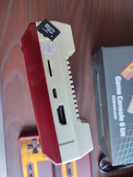 Ігрова консоль 2Е 8 bit HDMI 2 бездротових геймпада 3000 ігор (2E8BHDWS3000) фото від покупців 4