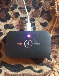 Bluetooth адаптер VIKEFON В6 аудіоприймач з AUX входом/виходом та RCA кабелем