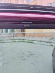 Крючок солнцезащитной шторки Renault Scenic 3 фото от покупателей 1