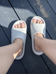 Женские шлепанцы для пляжа Crocs Mellow Slide 208392-001 38-39 (M6/W8) 24 см Blk (001) (1962652772300)