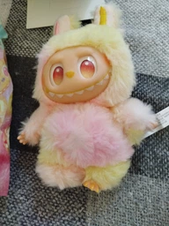 М'яка іграшка - сюрприз Labubu Pop Mart з колекційною фігуркою The Monsters Labubu 17 см райдужна