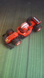 Конструктор LEGO Minifigures Колекційні автомобілі для перегонів F1 29 деталей (71049) фото від покупців 1