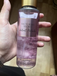 Спрей для тіла Victoria's Secret Velvet Petals Fragrance Mist 250 мл (26468777)