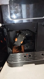 Кавомашина Beko зернова 2л чорна з ручним капучинатором 1350Вт 19бар (695942) фото від покупців 4