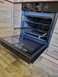 Духова шафа електрична Whirlpool OMSK58CU1SB