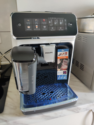 Кофемашина PHILIPS Series 3300 EP3343/50