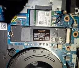 Накопичувач SSD WD Black SN7100 1TB NVMe M.2 2280 PCIe 4.0 x4 (WDS100T4X0E)
