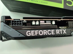 Видеокарта Gigabyte Nvidia GeForce RTX 5060 GAMING OC 8G (GV-N5060GAMING OC-8GD) фото от покупателей 4
