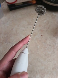 Капучинатор аккумуляторный вспениватель молока миксер электрический для кофе капучнино горячего шоколада 3 скорости, черный фото от покупателей 19