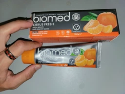 Зубная паста BioMed Citrus Fresh Антибактериальная для свежести дыхания и укрепления эмали 100 г (3800023406837) фото от покупателей 2