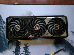Видеокарта ASUS GeForce RTX5070 Ti 16GB ROG STRIX OC GAMING (ROG-STRIX-RTX5070TI-O16G-GAMING)