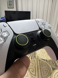 Силиконовые антискользящие накладки на стики Honson (Black/Green) для геймпадов Sony DualShock PS4 / DualSense PS5 / Xbox Series / Xbox One / Pro Controller Nintendo (2шт.) [432992807] фото от покупателей 15