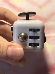 Іграшка Антистрес Fidget Cube куб 3 см (459490942) Фіджет Куб Чорно-Сірий фото від покупців 1
