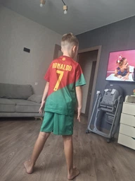 Форма футбольная детская Lion SPORT Ronaldo (Роналдо) 7 Збірна Португалії 2024, 28-150-155, зеленый-красный фото от покупателей 1