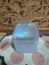 Питьевой фонтан для кошек и собак NPET WF020WH 3L с фильтром и подсветкой Прозрачный (00851)