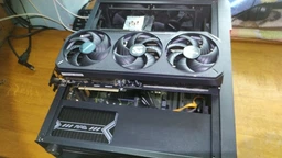 Видеокарта Gigabyte GeForce RTX 5070 GAMING OC 12G (GV-N5070GAMING OC-12GD) EU [132536]