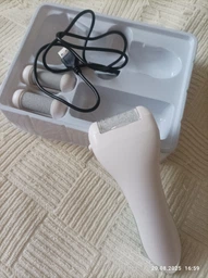 Пемза пилка для ног и пяток роликовая аккумуляторная Callus Remover 3W электрическая для шлифовки электропемза для педикюра USB зеленая фото от покупателей 19