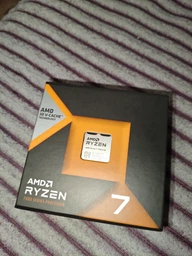 Процесор AMD Ryzen 7 7800X3D (100-100000910WOF) фото від покупців 3
