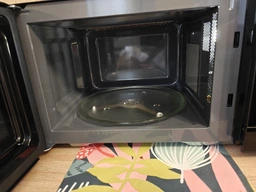 Микроволновая печь Electrolux EMZ729EMK, 29л, электр. управл., 900Вт, гриль, дисплей, инвертор, черный фото от покупателей 3