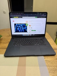 Ноутбук Apple MacBook Air 15.3" M4 16/256GB 2025 (MC7A4UA/A) Sky Blue фото от покупателей 5