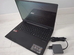 Ноутбук ASUS Vivobook S 15 OLED M5506NA-MA014 (90NB14D2-M000P0) Neutral Black / 15.6" OLED 3K 120 Гц / AMD Ryzen 5 7535HS / RAM 16 ГБ / SSD 512 ГБ фото від покупців 4