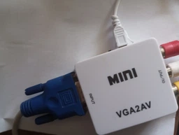 Конвертер адаптер с VGA на AV RCA тюльпаны Noname VGA2AV белый