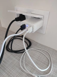 Сетевое зарядное устройство PD 65W быстрая зарядка Quick Charge 3.0 USB Type-C блок швидкої зарядки для Apple iPhone iPad Samsung Xiaomi юсб адаптер питания для айфона телефона планшета Чорный LEXEGO F102-B фото от покупателей 14