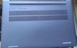 Ноутбук Lenovo IdeaPad Slim 5-15IRH9R (83J6000GRA) фото от покупателей 1