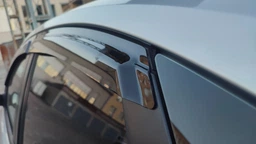 Дефлектори вікон HIC Fo21 Ford Focus 2004-2011 Sedan/HB фото від покупців 4