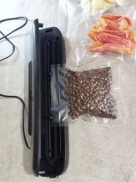 Вакуумний пакувальник Vacuum Sealer (2352) фото від покупців 17