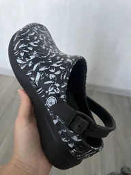 Женские кроксы Joybees Work Clog WBCLG.BST. 38.5 (W8) 25.3 см Black Spiral Tie Dye (810067717809)