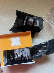 Шоколадные конфеты Nestle After Eight Orange в черном шоколаде с мятной начинкой со вкусом апельсина 200 г (7613287290748) фото от покупателей 2
