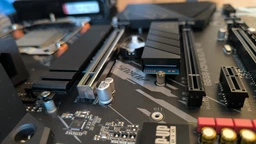 Радиатор для SSD Arctic Cooler M2 Pro M.2 Black (ACOTH00001A) фото от покупателей 3