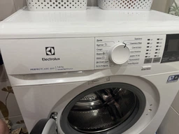 Стиральная машина Electrolux EW6S426WU