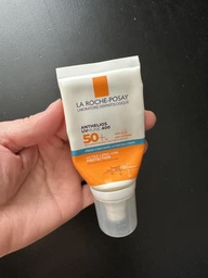 Солнцезащитный увлажняющий крем La Roche-Posay Anthelios UVmune 400 SPF50+ для лица и кожи вокруг глаз 50 мл (3337875797719)