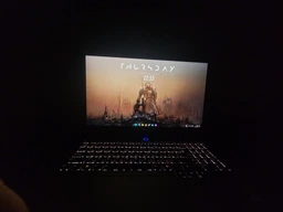 Ноутбук Lenovo LOQ 15IRX9 (83DV00VURA)