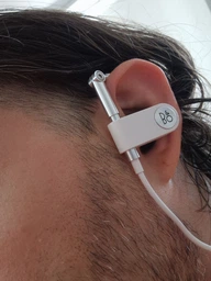 Наушники Bang & Olufsen Earset White (1646001) купить в интернет