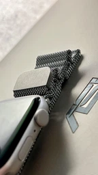 Металевий ремінець Fruct Milanese Loop Band для Apple Watch 42/44/45/46/49 mm Black фото від покупців 2