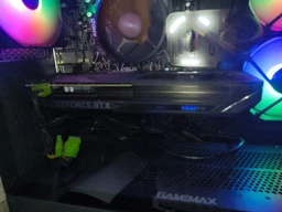 Видеокарта GIGABYTE Nvidia GeForce RTX 5050 GAMING OC 8G (GV-N5050GAMING OC-8GD) фото от покупателей 1