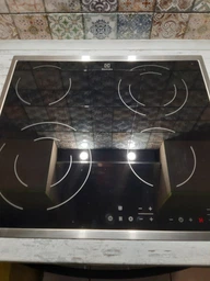 Варильна поверхня Electrolux EHF6342XOK