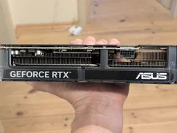 Відеокарта GeForce RTX 5070, ASUS, DUAL OC, 12Gb GDDR7, 192-bit, HDMI/3xDP, 2572/28000 MHz, 16-pin (DUAL-RTX5070-O12G) фото від покупців 1