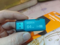 Флеш память USB KIOXIA TransMemory U301 32GB USB 3.2 Gen 1 White (LU301W032GG4) фото от покупателей 2