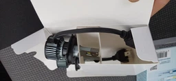 Автолампы Philips Ultinon Pro3022 H4 LED 6000K 12V 24V 2 шт. (11342U3022X2) фото от покупателей 5