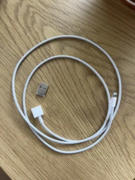 Кабель для зарядки iPhone длиной 1 метра с разъемом Apple Lightning to USB зарядка для айфона 1M шнур для iPad Cable IOS White фото от покупателей 2