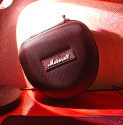 Кейс для наушников Marshall Major