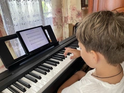 Цифровое пианино Yamaha P-45 (стойка, педаль, пюпитр и блок питания) фото от покупателей 1
