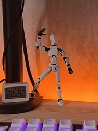 Рухома фігурка Cyber Doll Білий фото від покупців 2